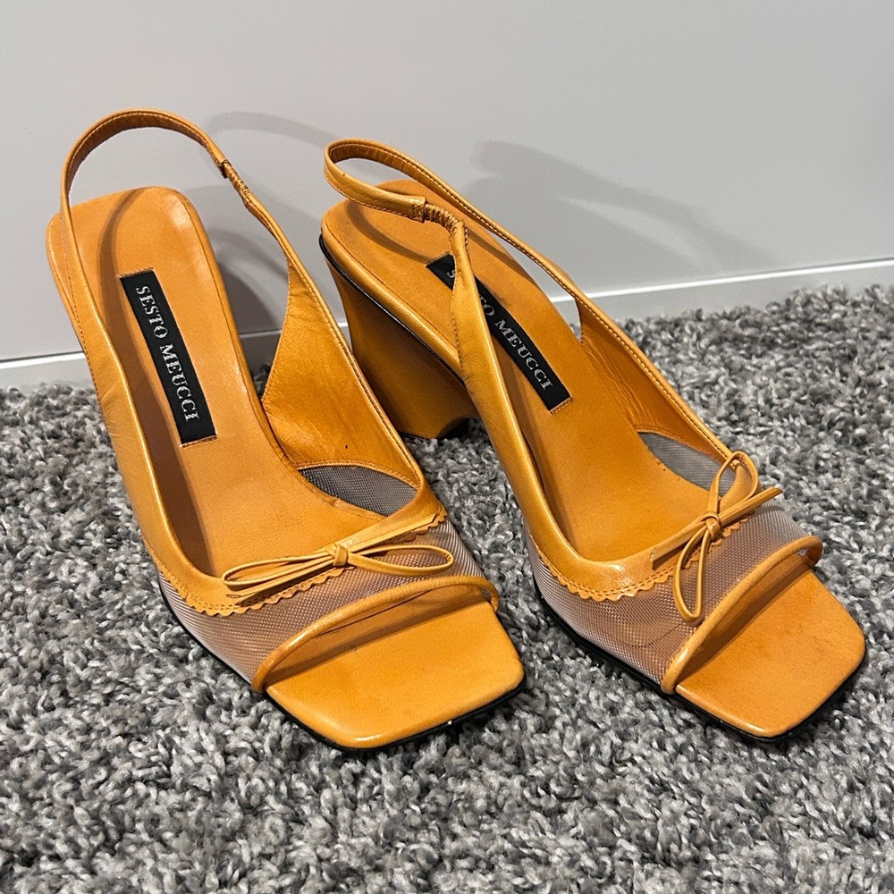 Sesto Meucci Orange Slingback Sandals